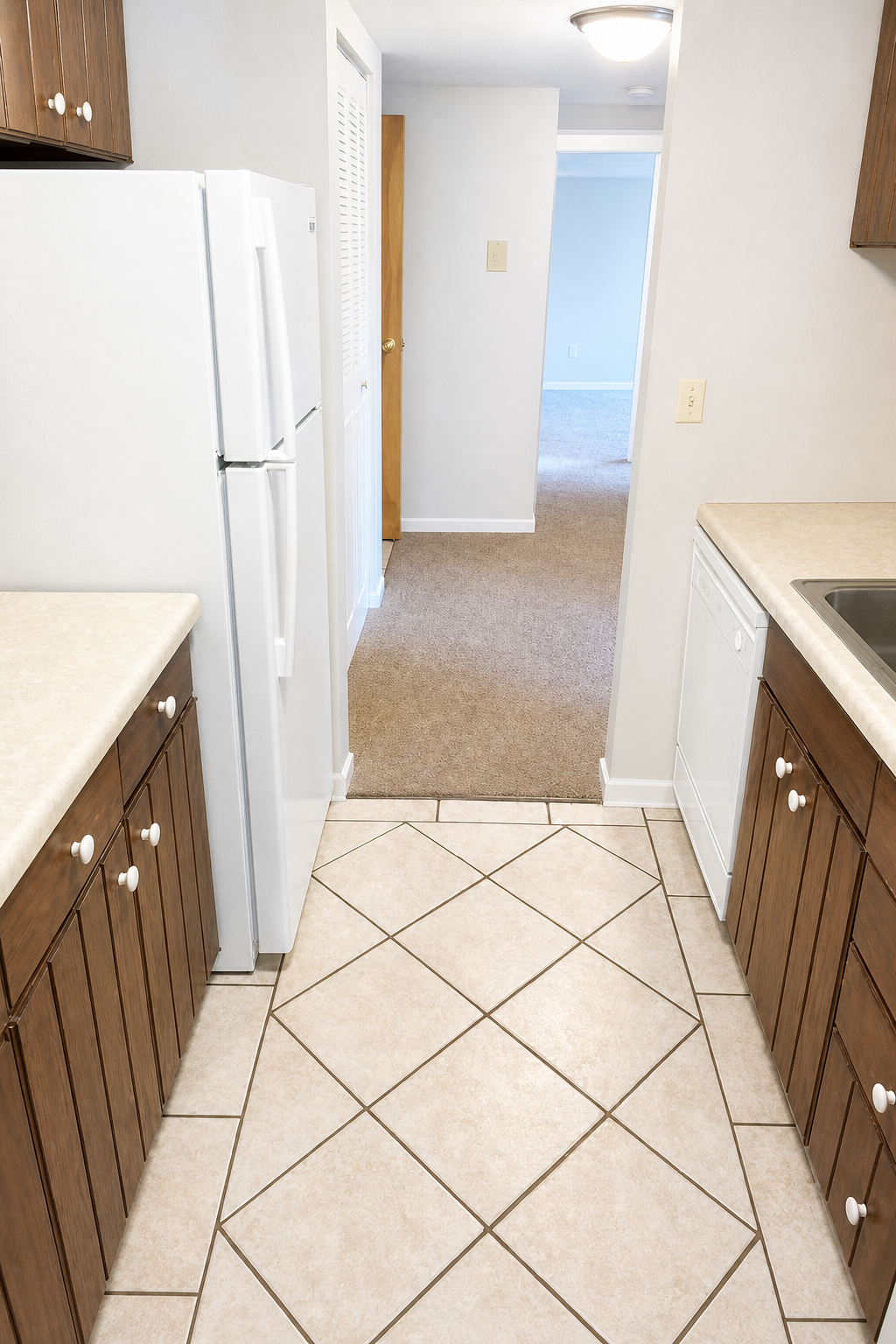 1616 Mt Royal Blvd unit 307 – photo 3