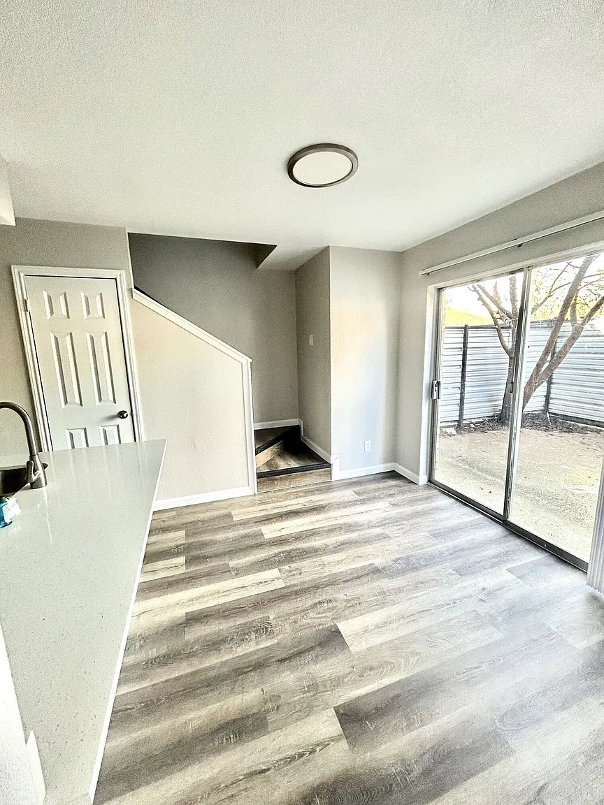 Athens Townhomes – photo 1