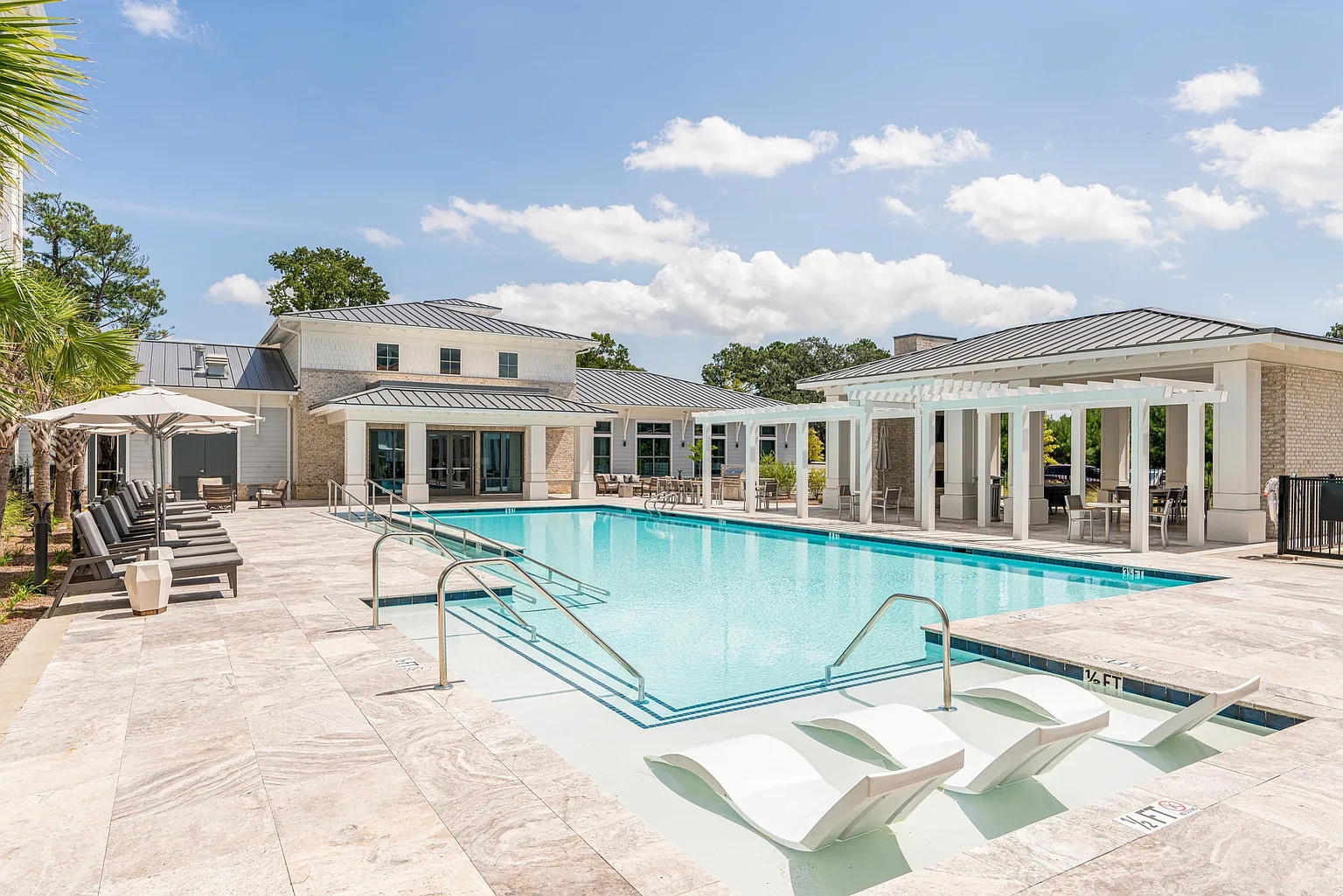 Overture West Ashley 55+ Apartment Homes – photo 2