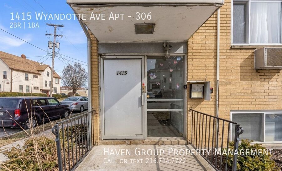 1415 Wyandotte Ave – photo 2