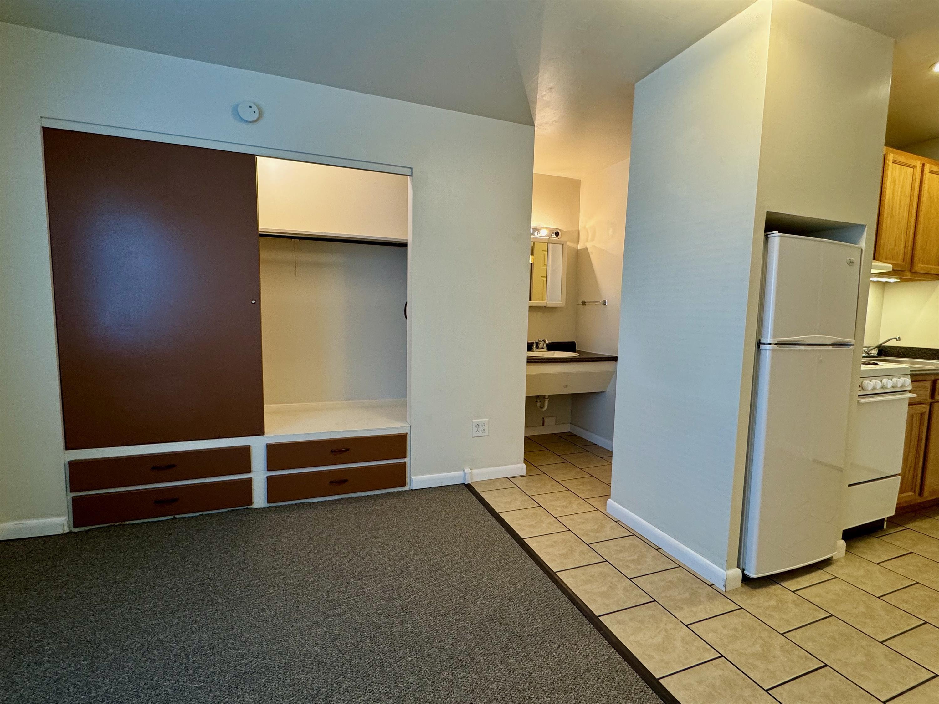 512 S Hays Ave unit # 12 – photo 4