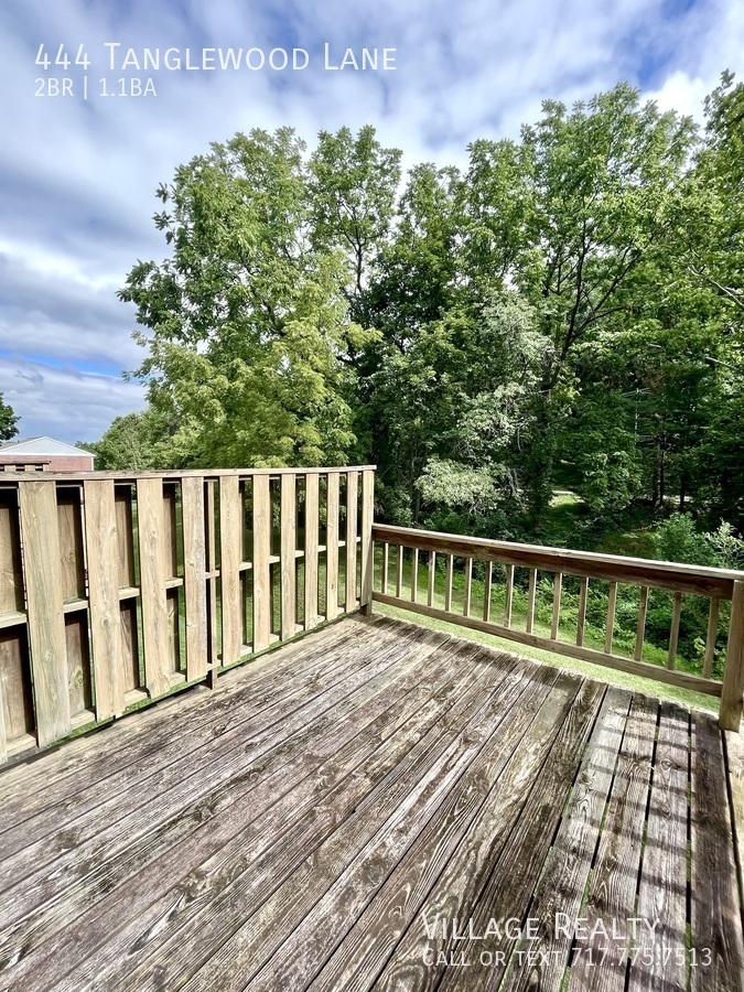 444 Tanglewood Ln – photo 2