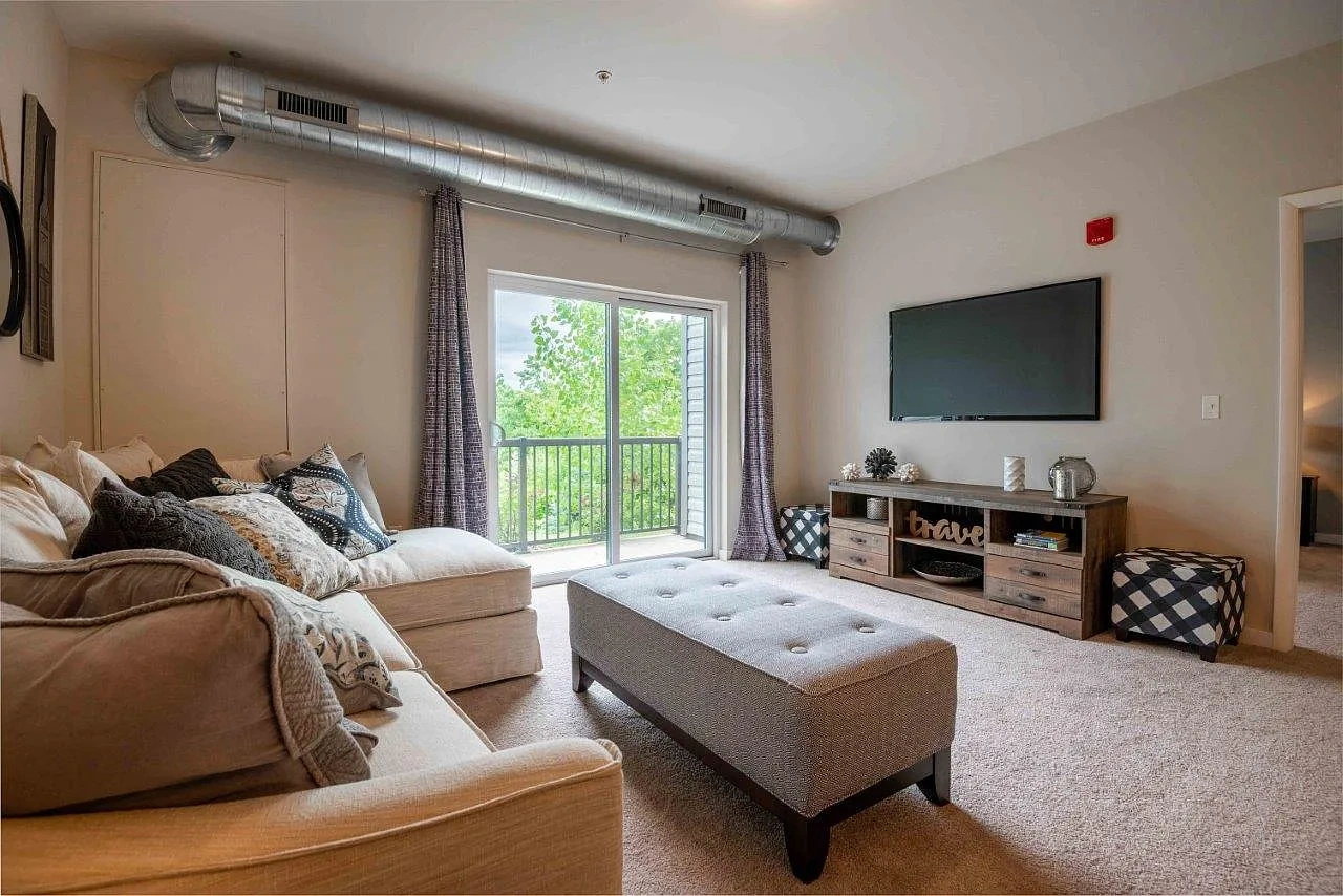 Park West 205 Apartment Homes – photo 5