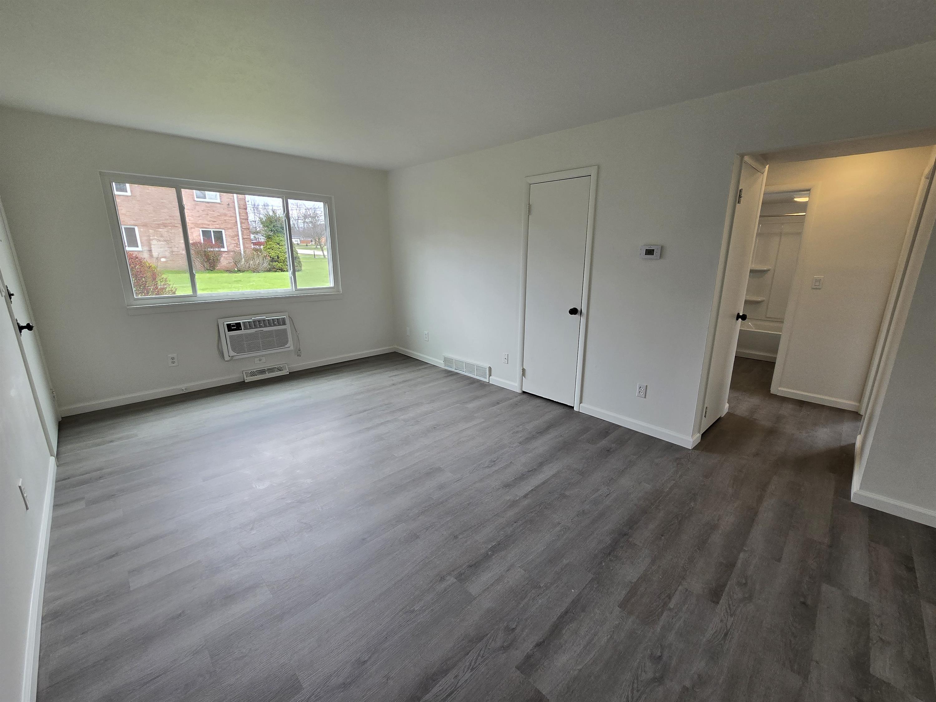 4705 Fishcreek Rd unit 2 – photo 5
