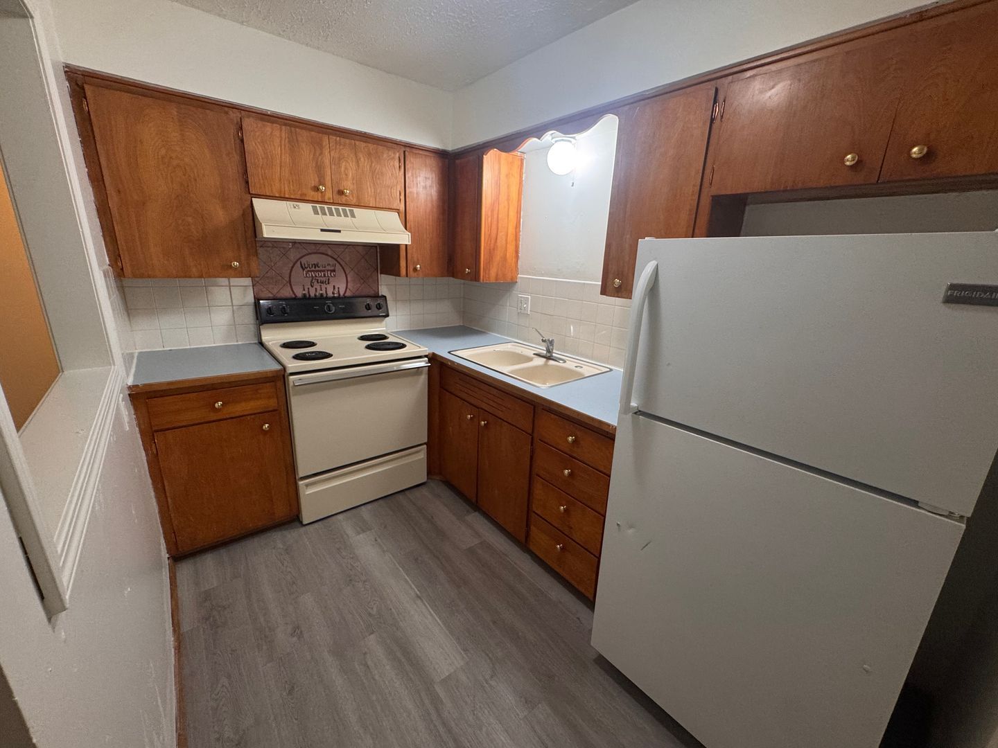 1412 W 11th Ave unit Unit 1 – photo 4