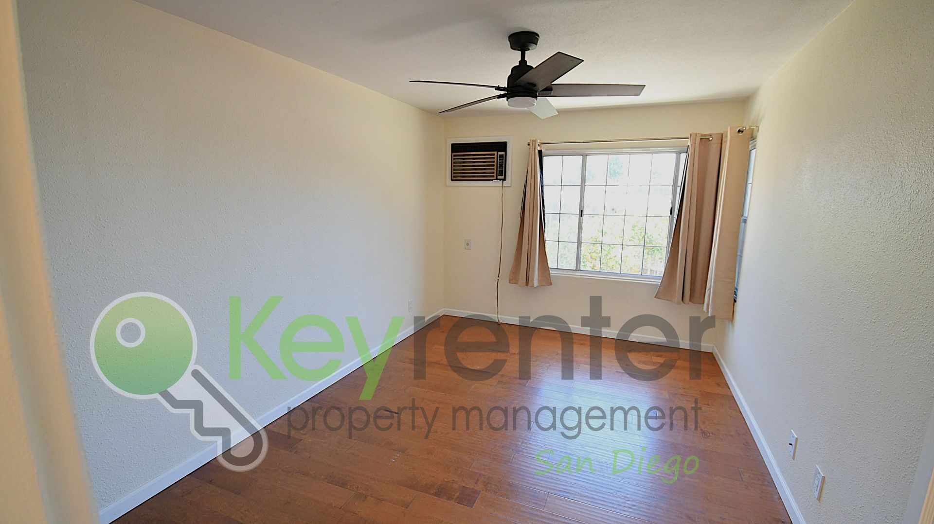 4515 55th St – photo 5