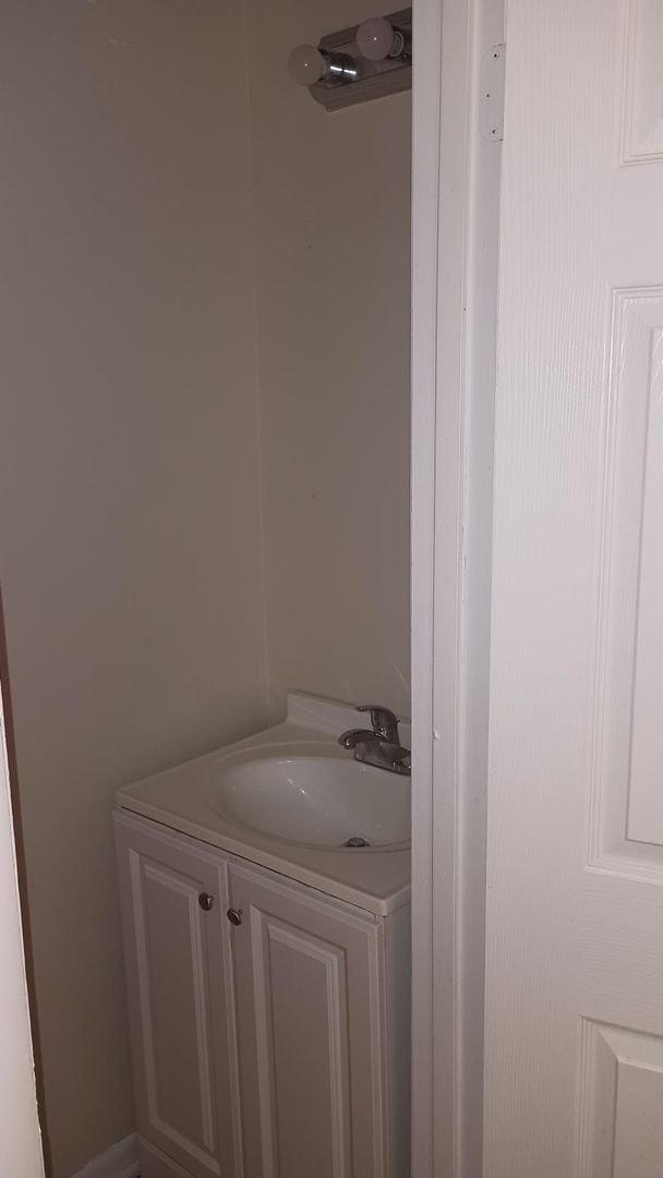 449 Park Ave – photo 3
