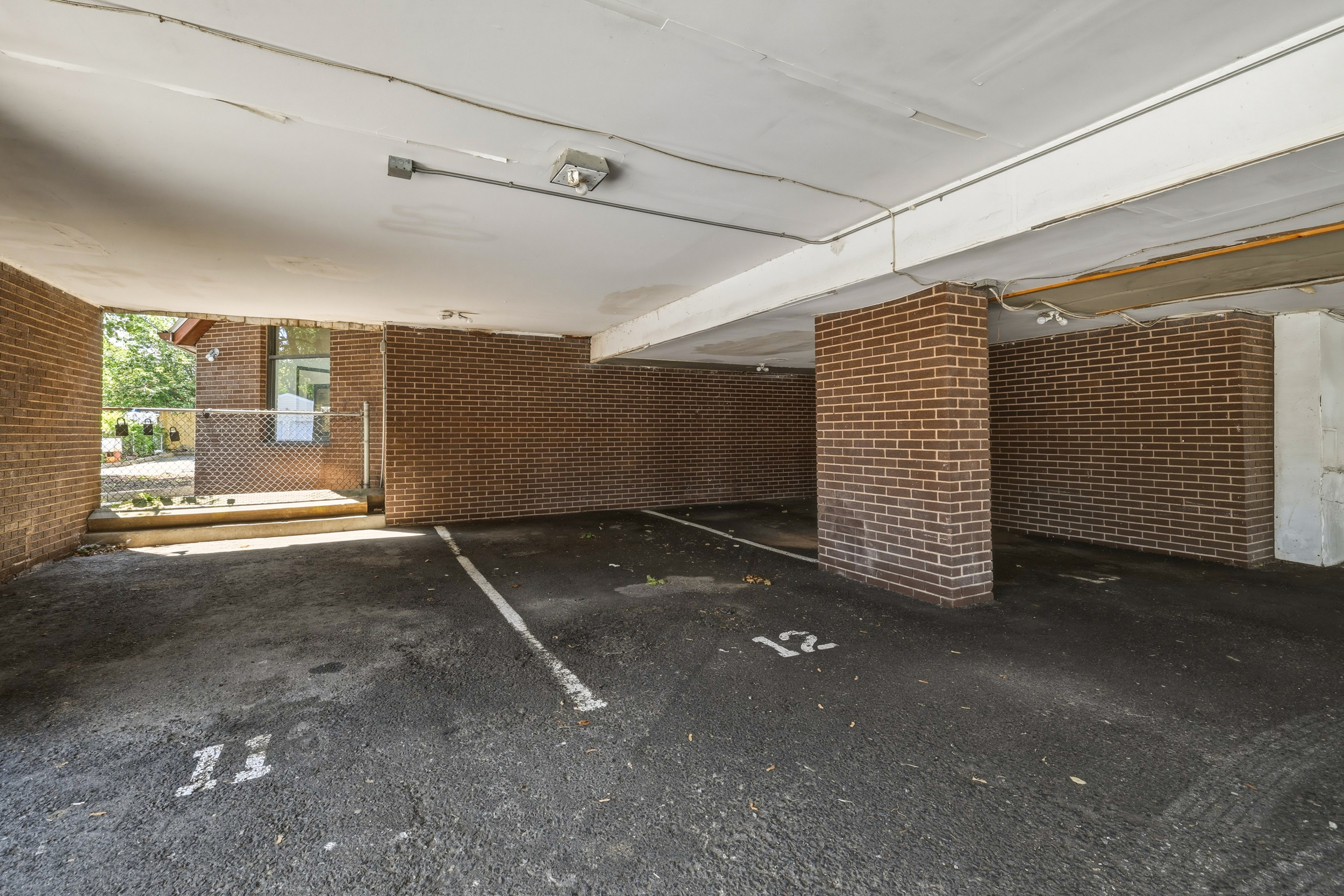 183 Livingston Pl – photo 2