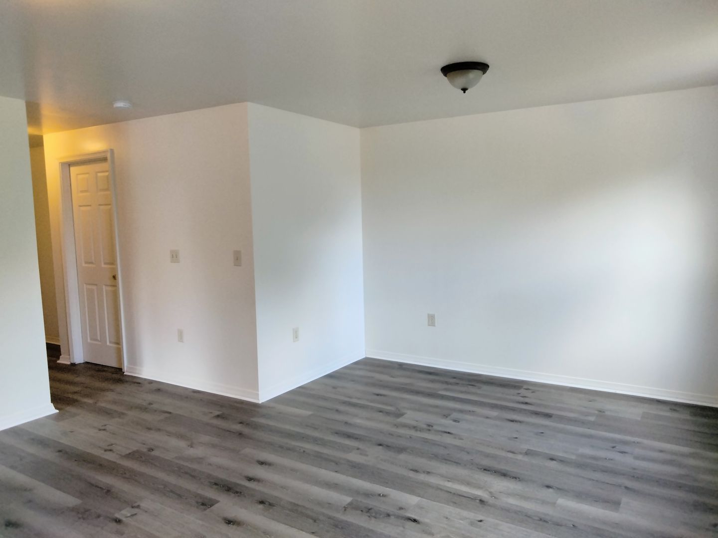 1059 Main St unit 1059 Main St - Apt 2C – photo 3