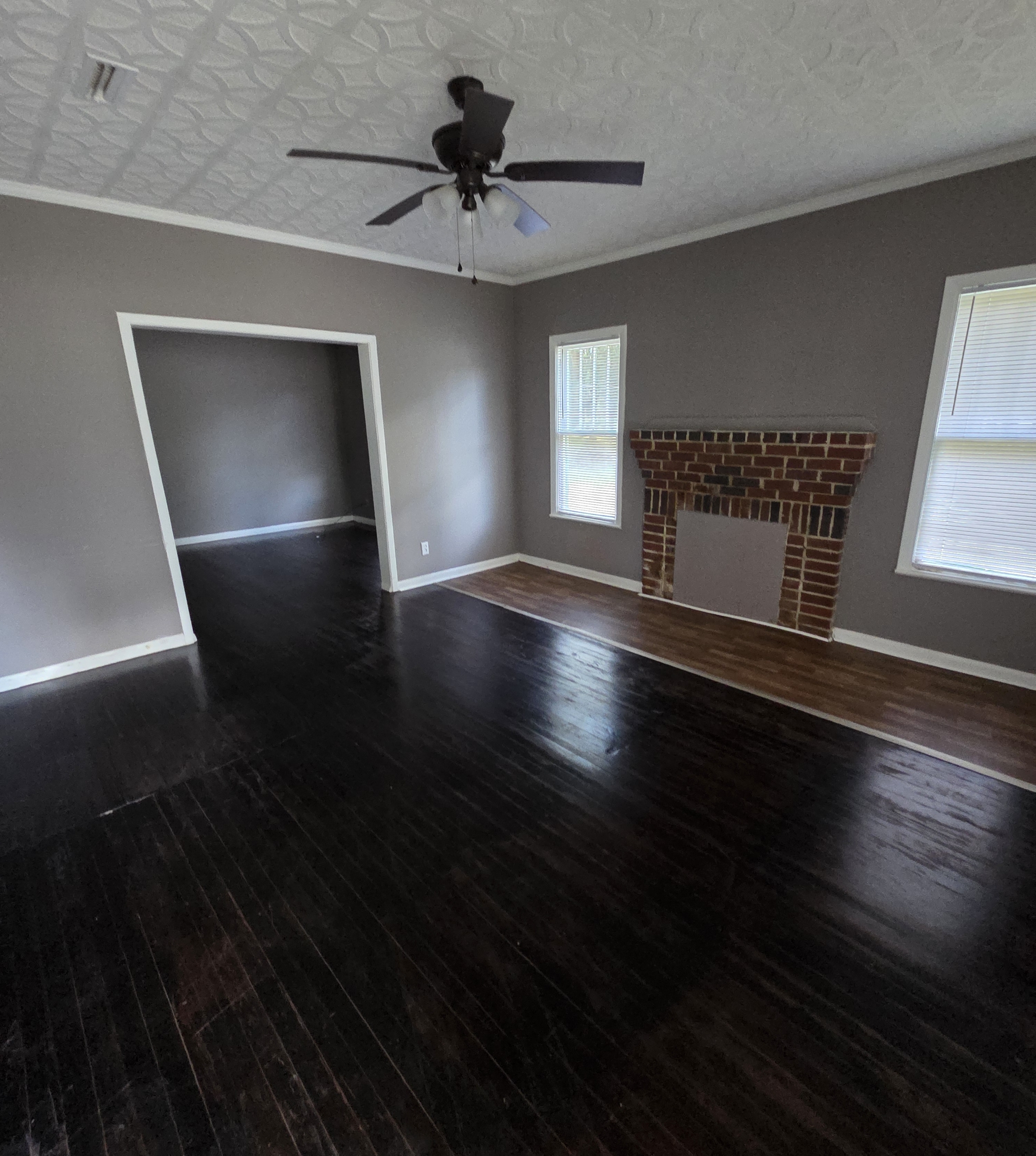 1119 N Broadway St – photo 2