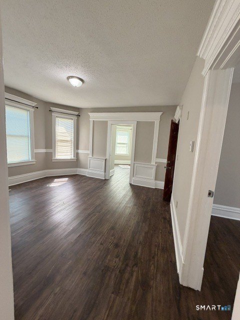 370 Maple Ave #3 – photo 2