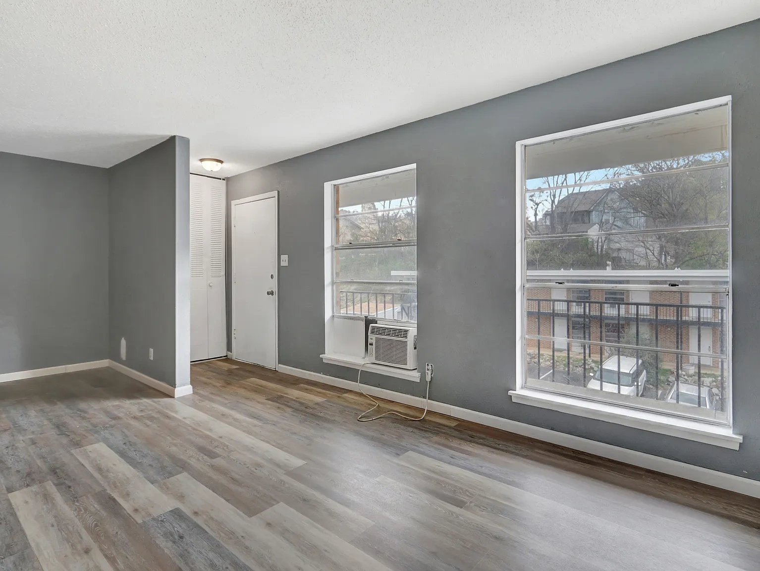 Greenbriar Apartments – photo 3