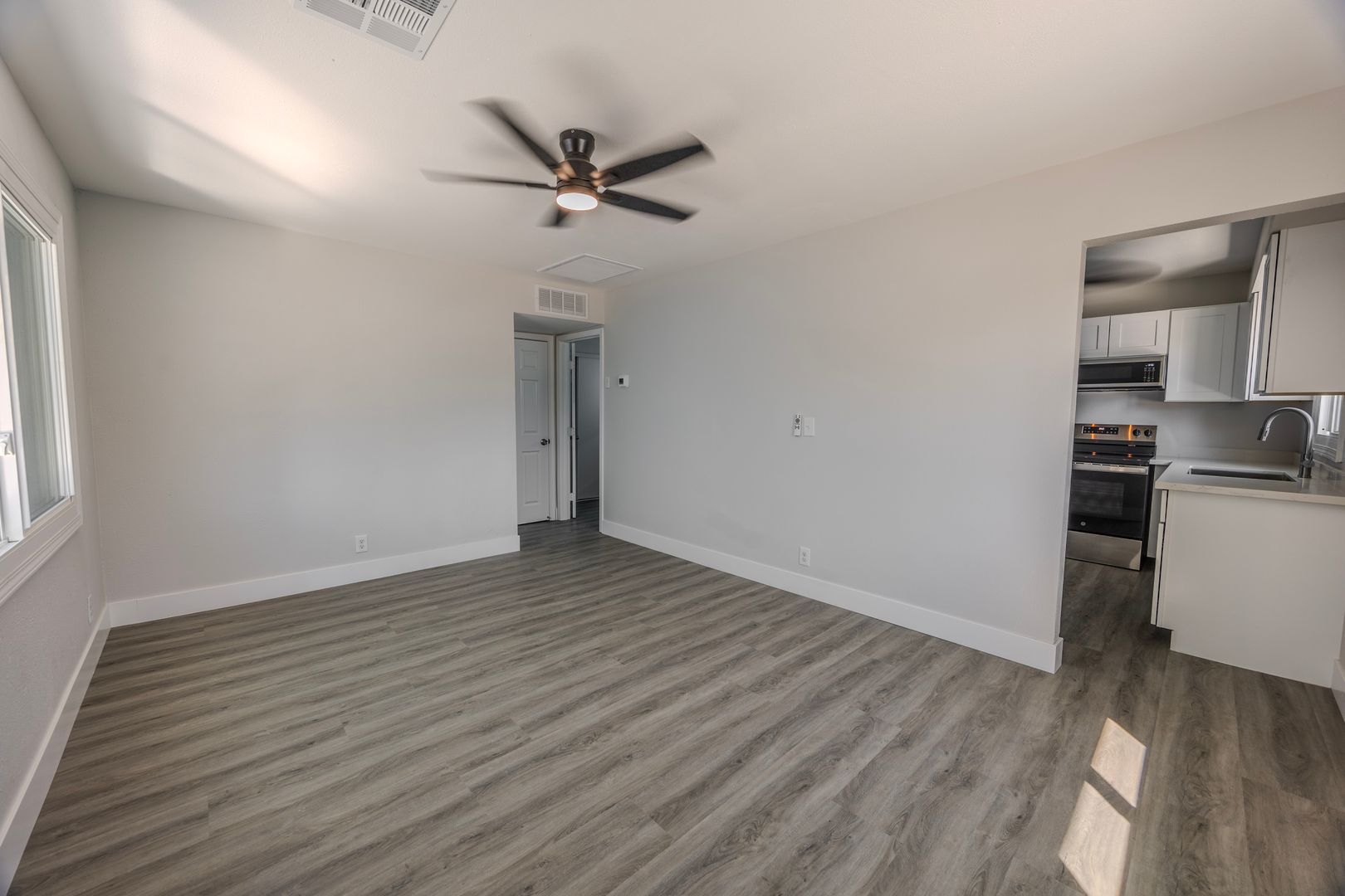 1008 S 3rd St – photo 2