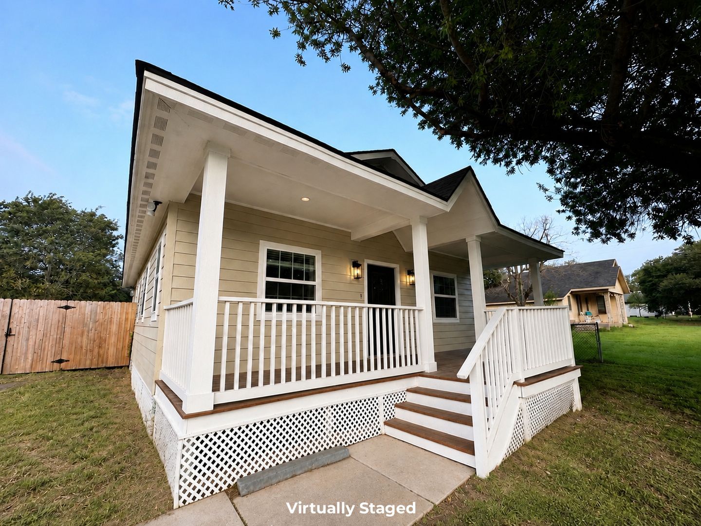 1005 E 29th St – photo 1