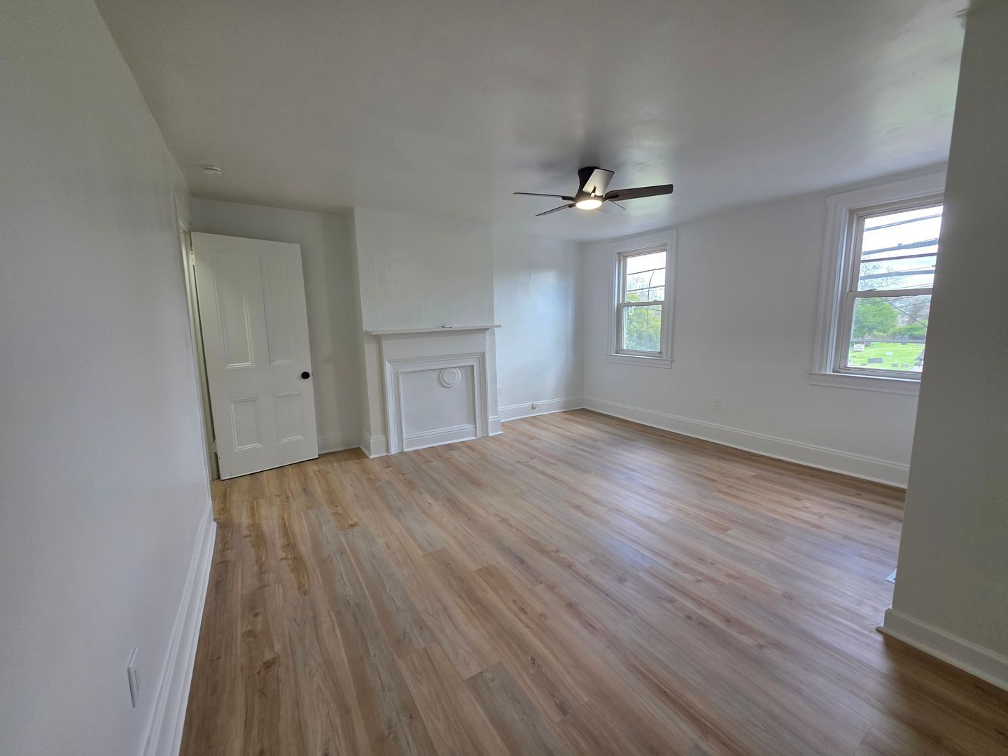 1936 Lowrie St unit 2 – photo 4
