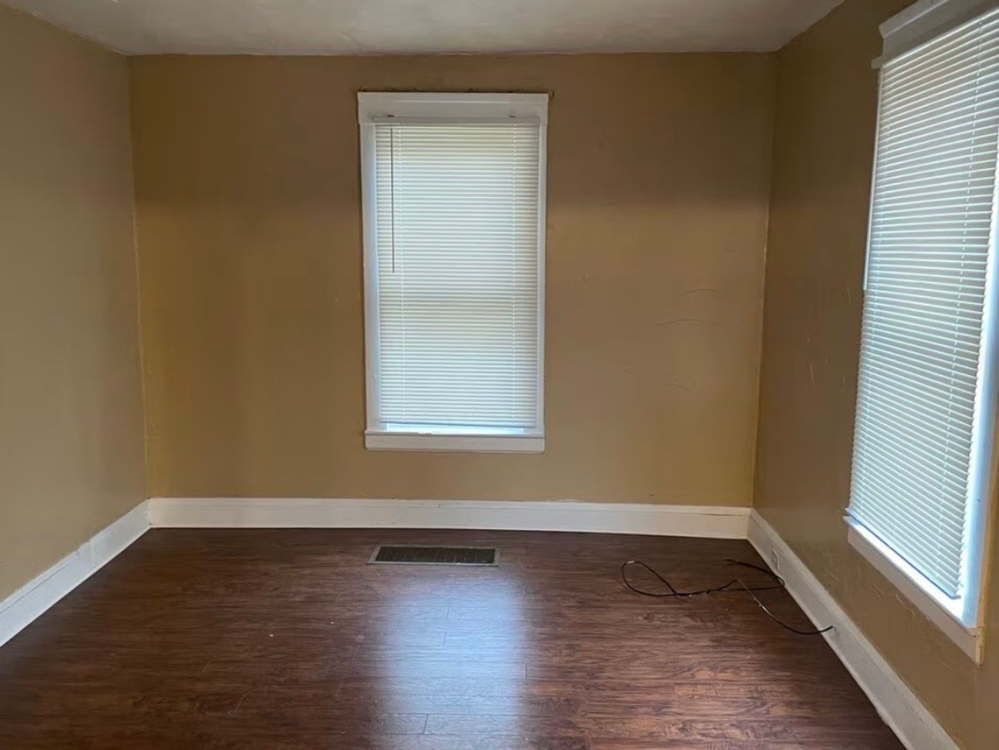 2118 Denison Ave unit DN - 1bd/1ba – photo 4