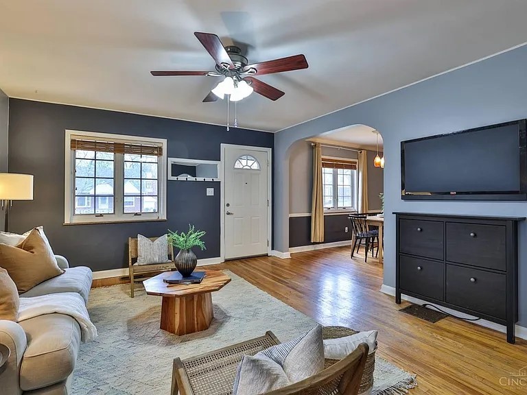 6839 Esther Ln – photo 5