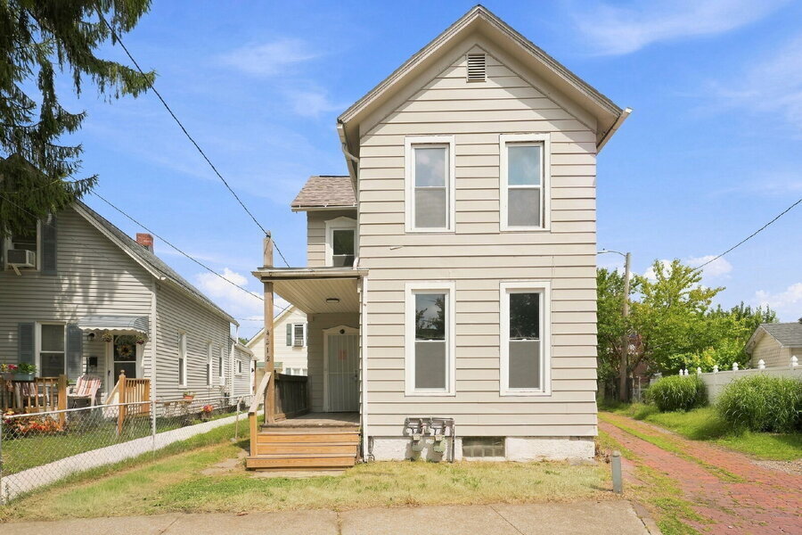 4212 Apple Ave – photo 1