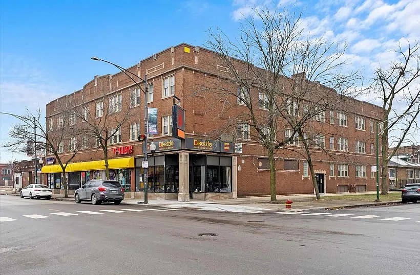 7505 Calumet Apartments – photo 2