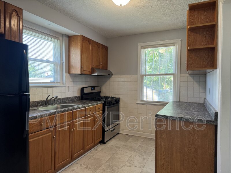 5716 Davey St – photo 3