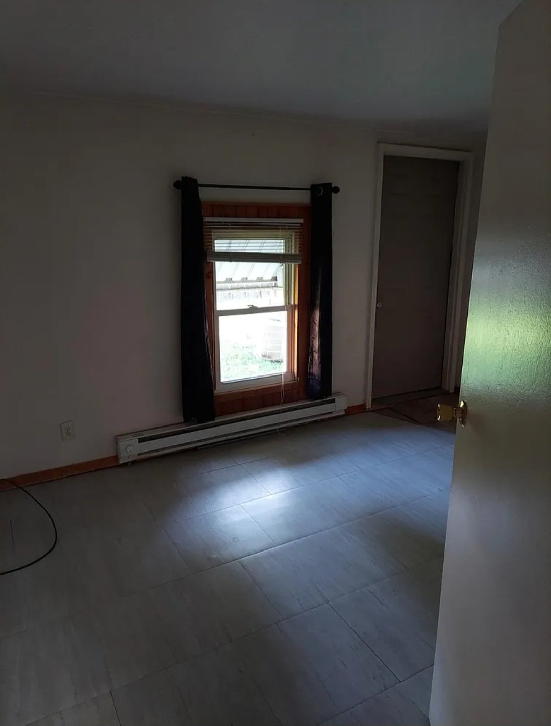 293 E Main St – photo 4