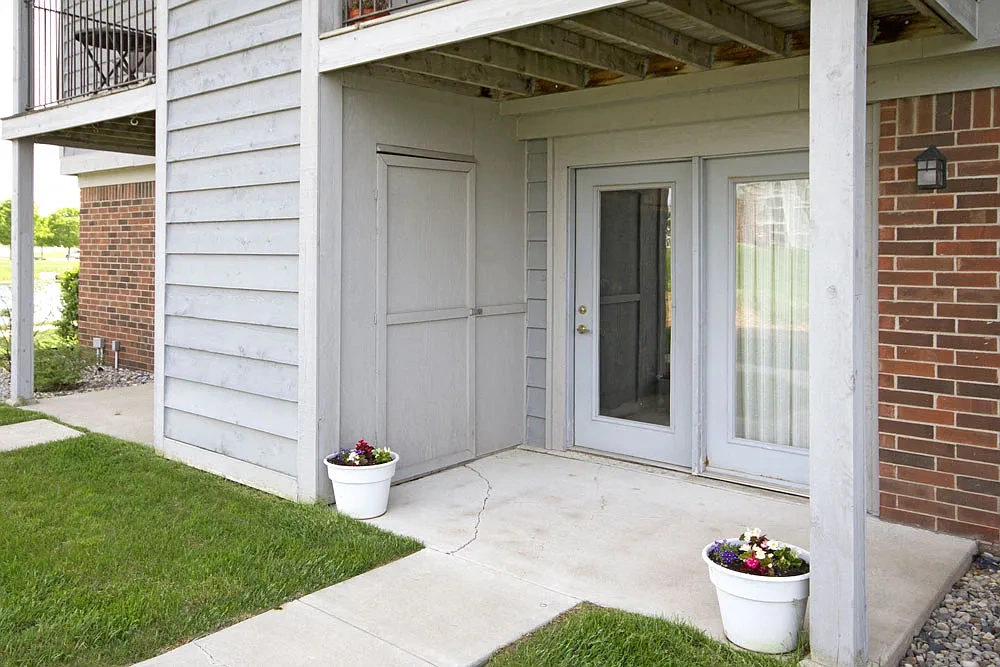 Dupont Lakes Apartments – photo 1