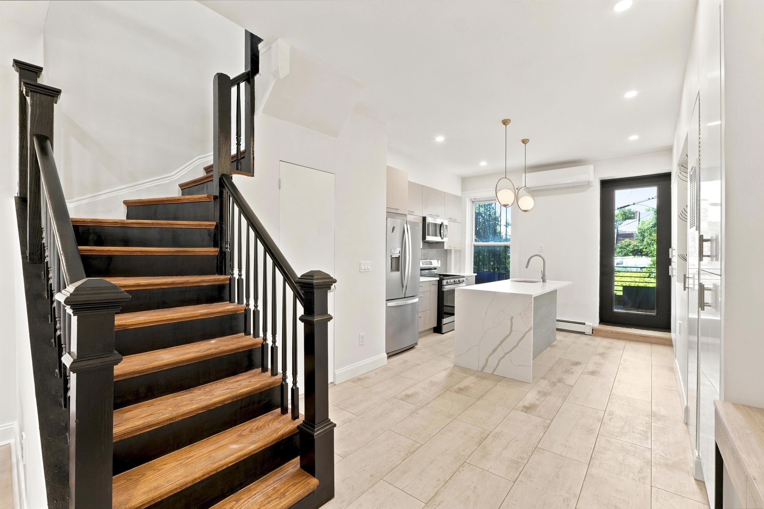85 Union St – photo 1
