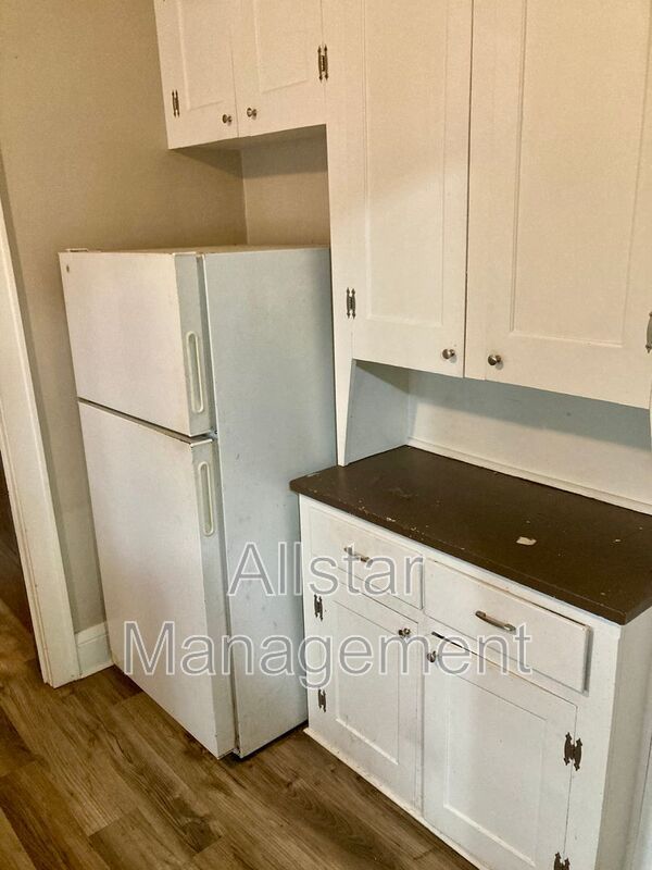 598 Blaine Ave unit 3 – photo 4