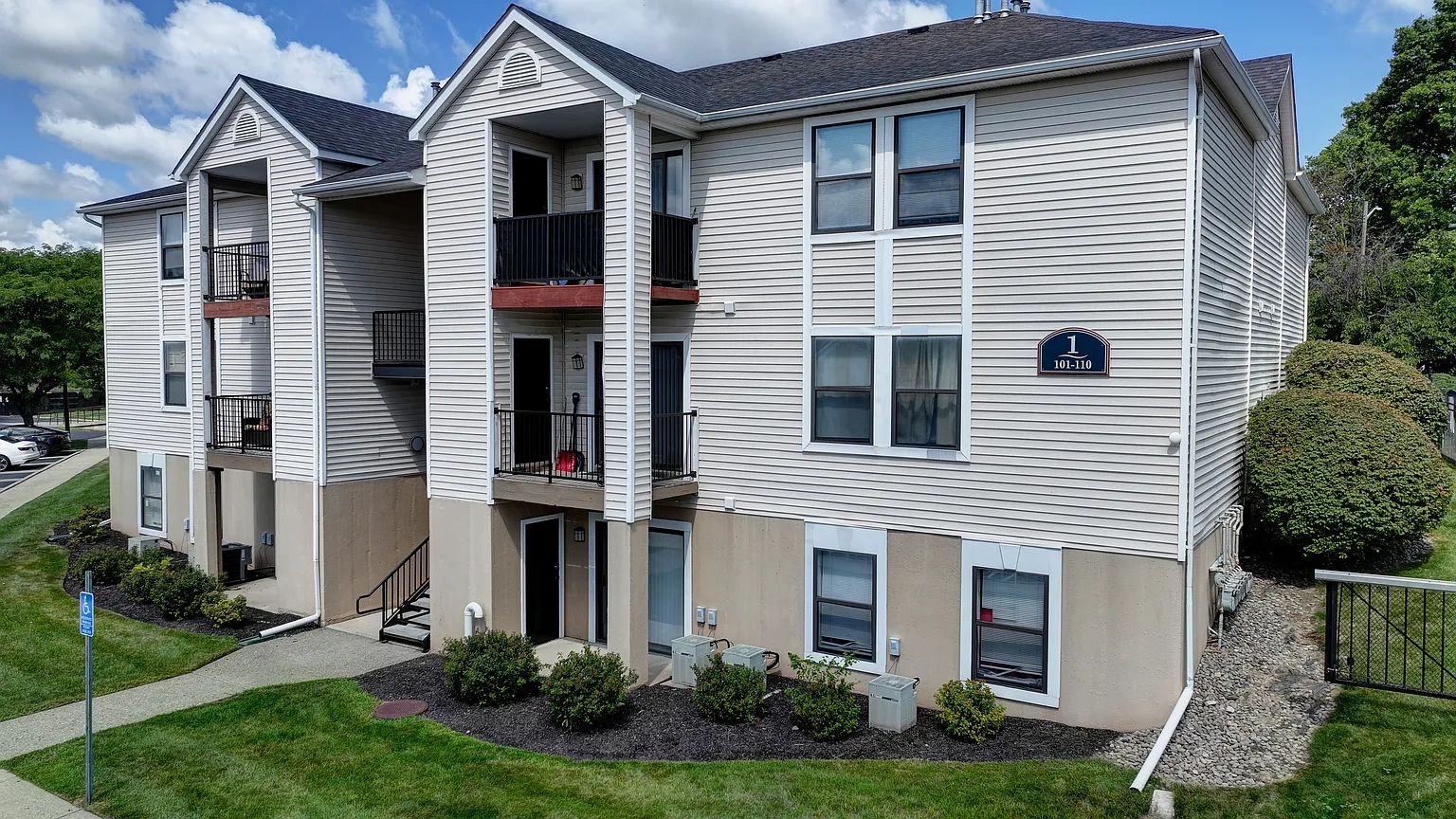 Boulder Pointe Apartments – photo 4