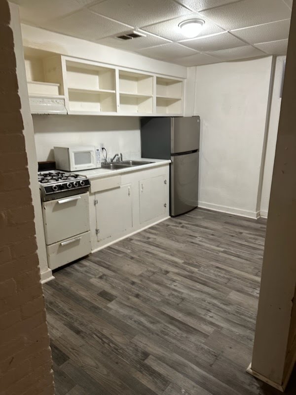 771 Bryn Mawr Rd unit Basement – photo 3