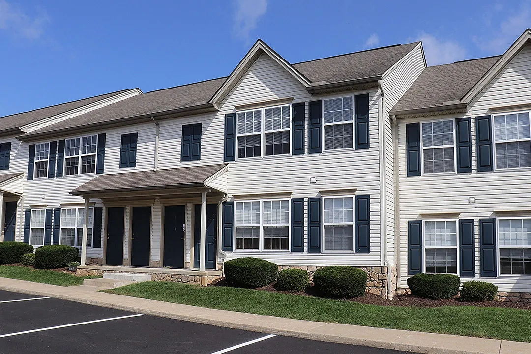 Buttonwood Gardens Apartments – photo 2