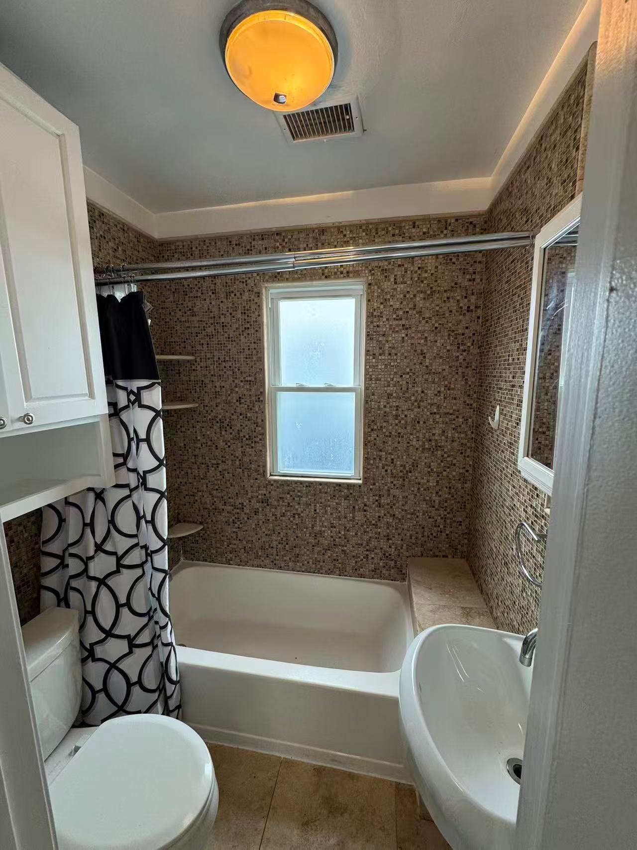 23448 Hoover Ave – photo 4