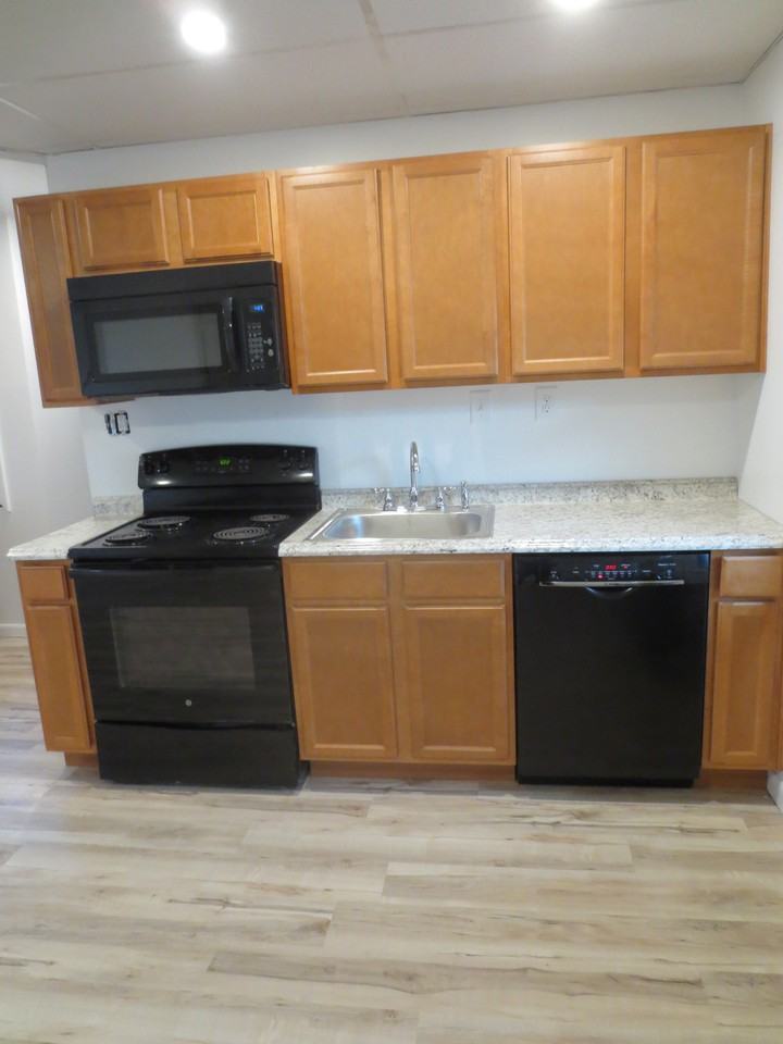 2421 Beechwood Blvd unit C – photo 5