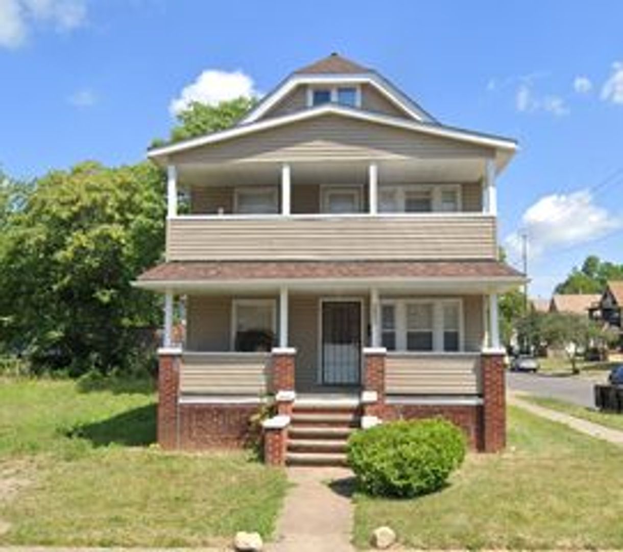 2863 Avondale Ave unit 2865-3rd. – photo 1