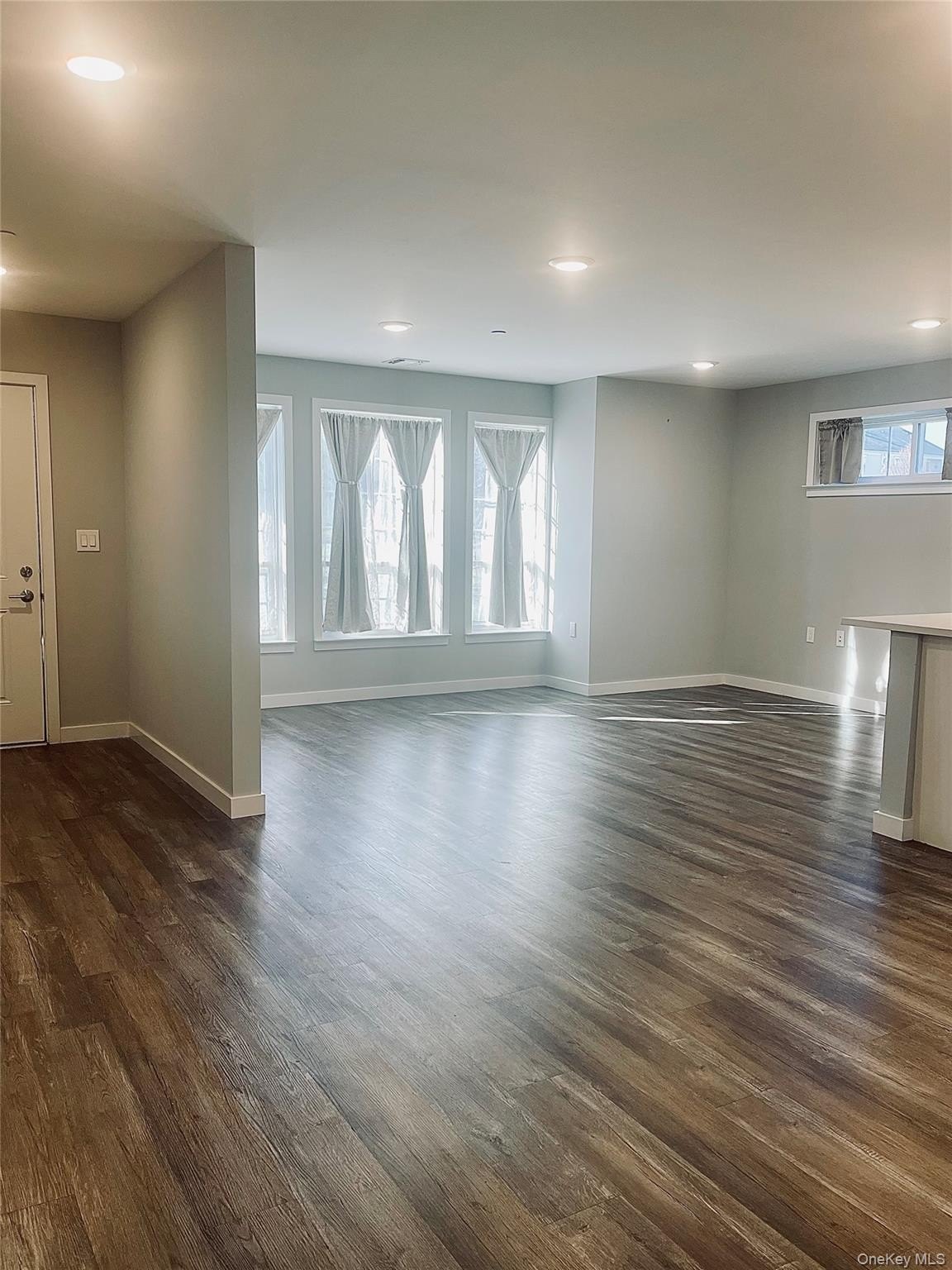 221 Eastview Dr #17 – photo 5
