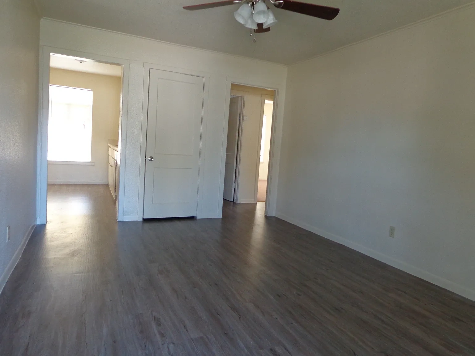 Colony Apartments – photo 4