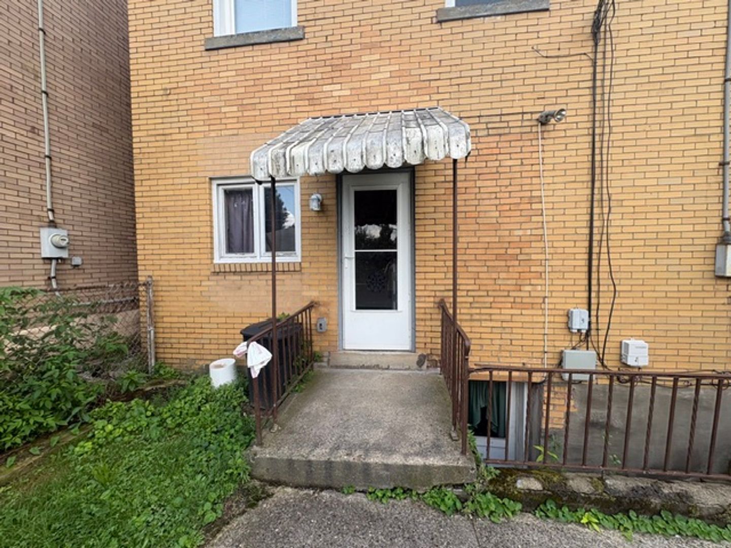 703 Brookline Blvd unit 1 – photo 1