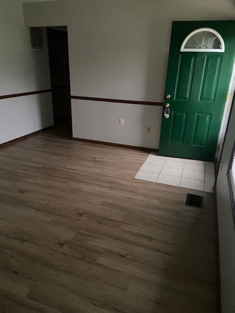 1328 Bingham Dr – photo 2