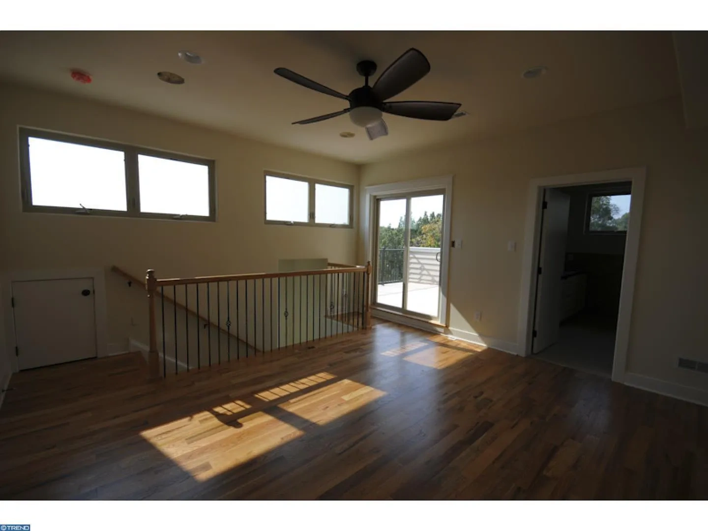 242 Krams Ave – photo 5
