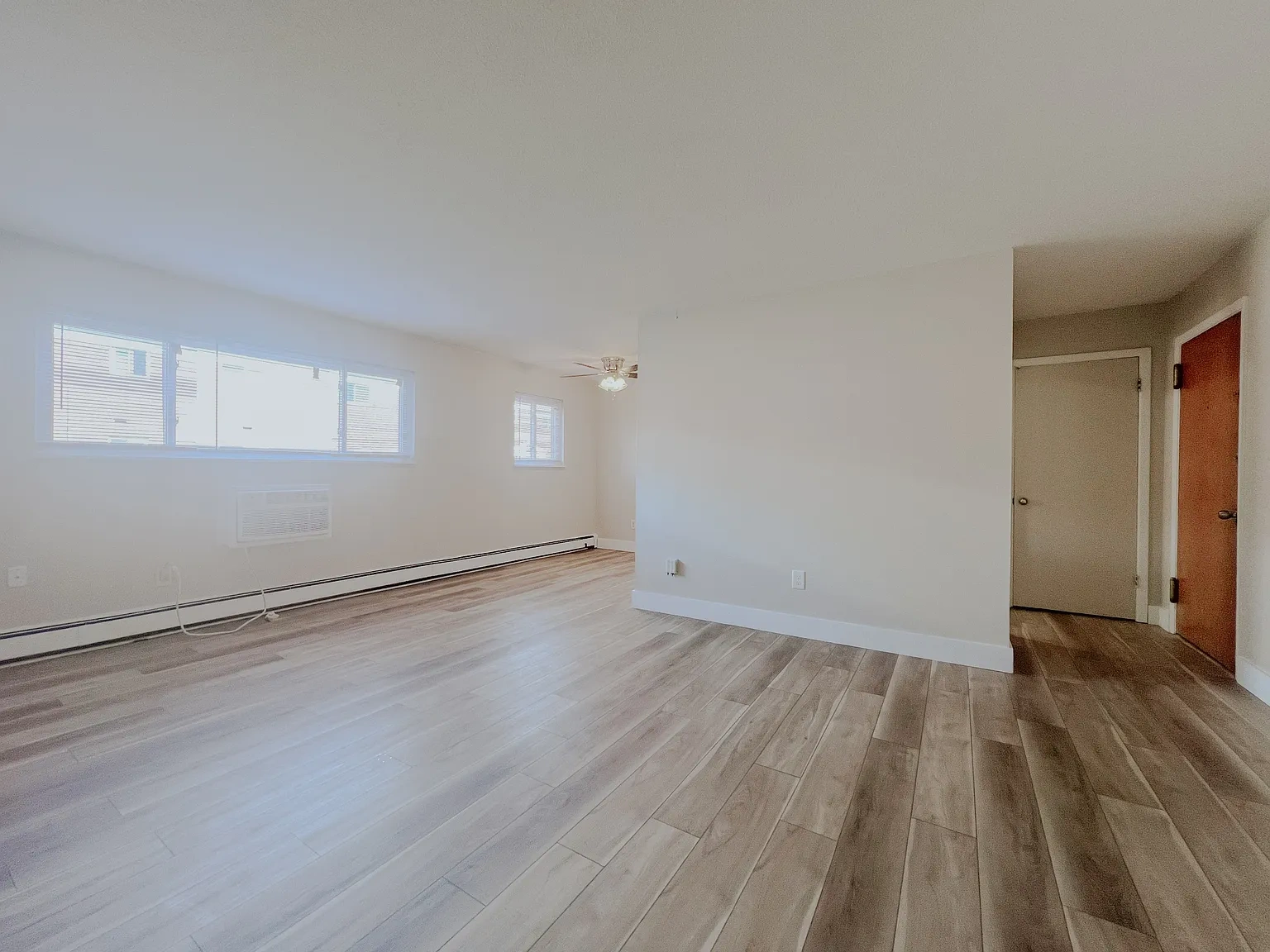 Emerald Village Apartments – photo 5