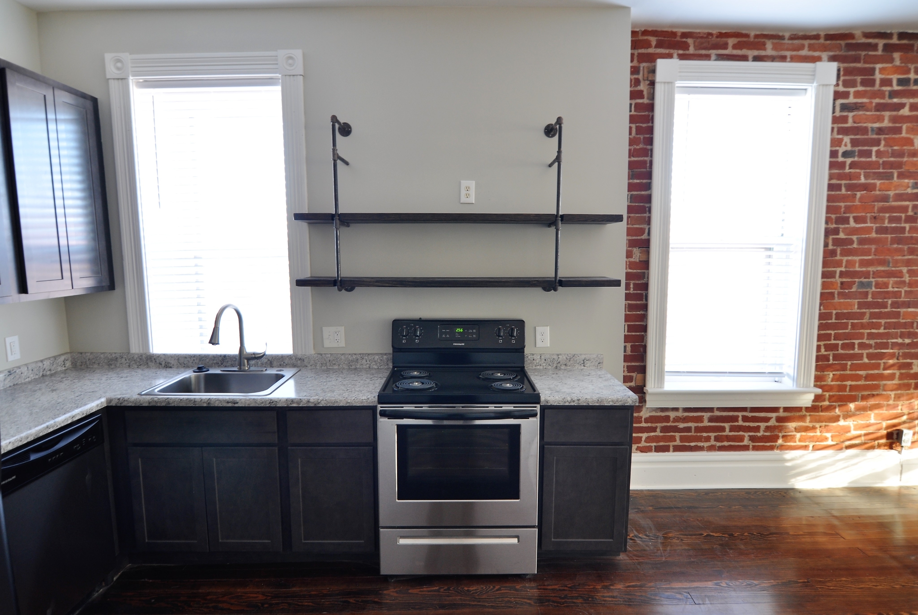 2711 Arsenal St – photo 2