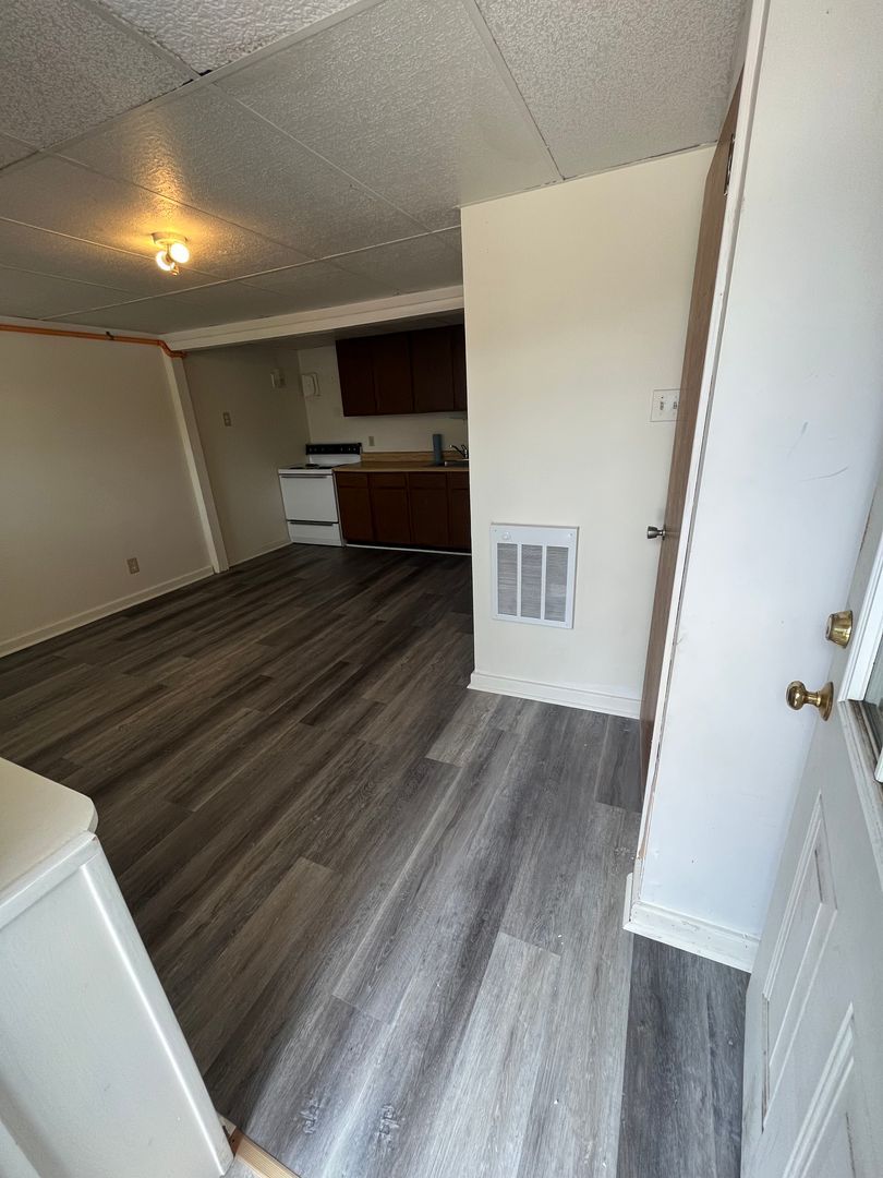 123 N Thomas St unit 1 – photo 3
