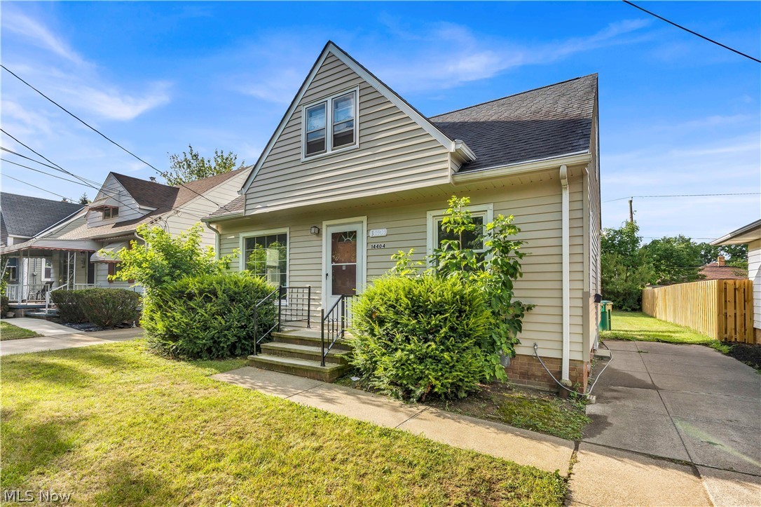 14404 Rockside Rd – photo 2