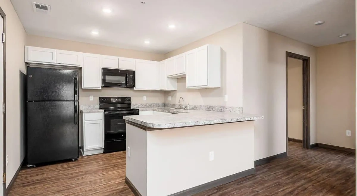 Hutchison Place Apartments – photo 4