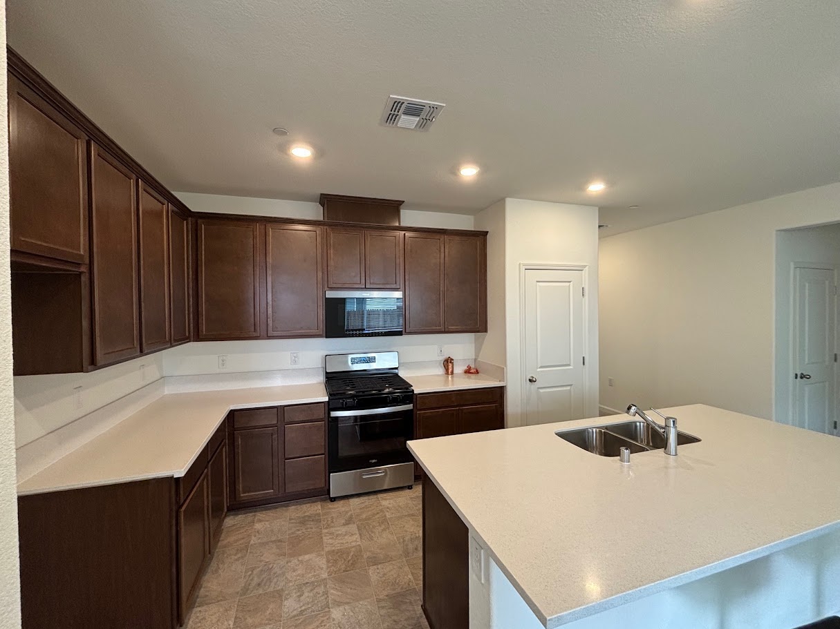476 Pismo Dr – photo 5