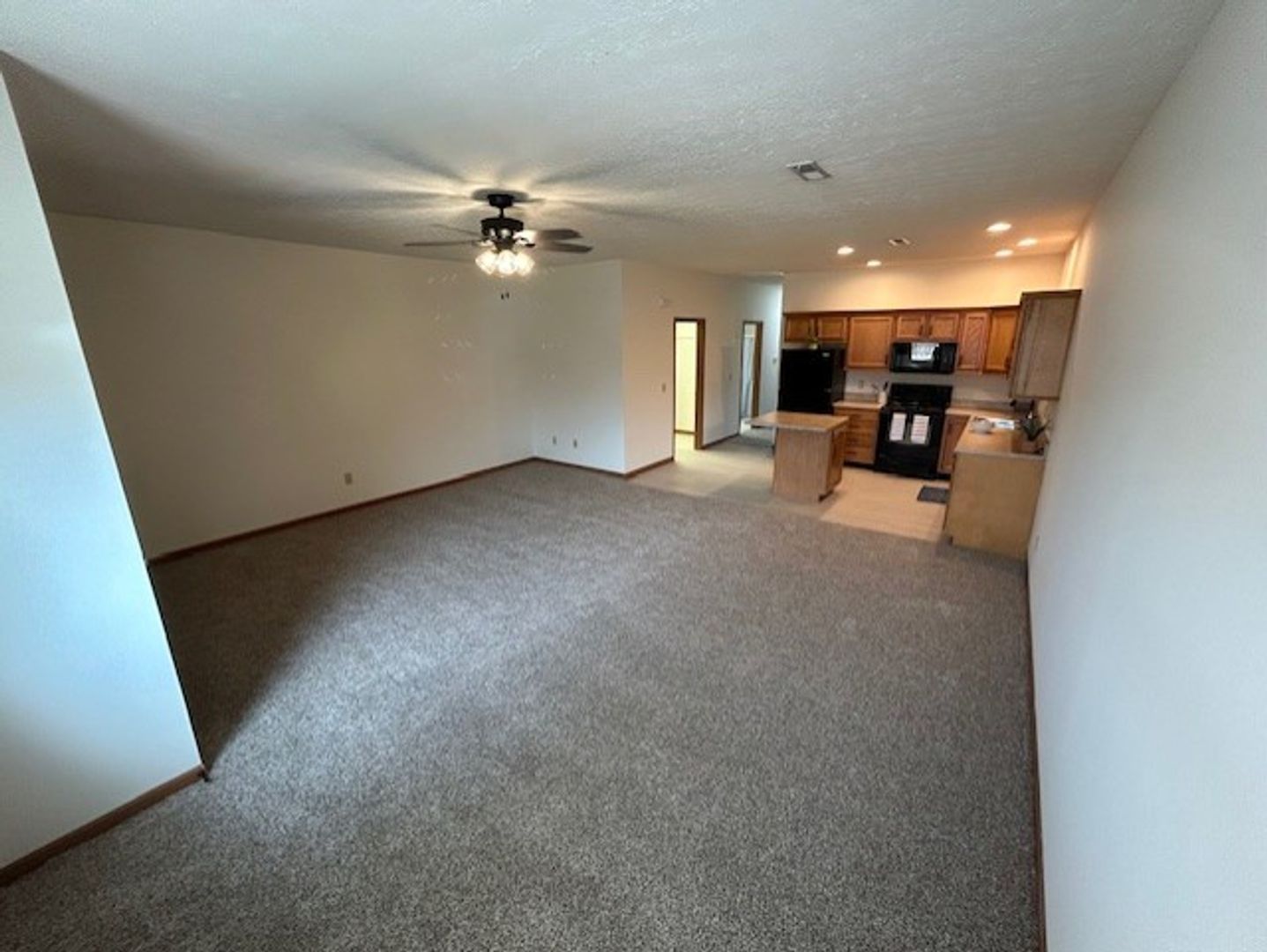 1035 Laurel Tree Ct unit 1035-B Laurel Tree Ct – photo 5