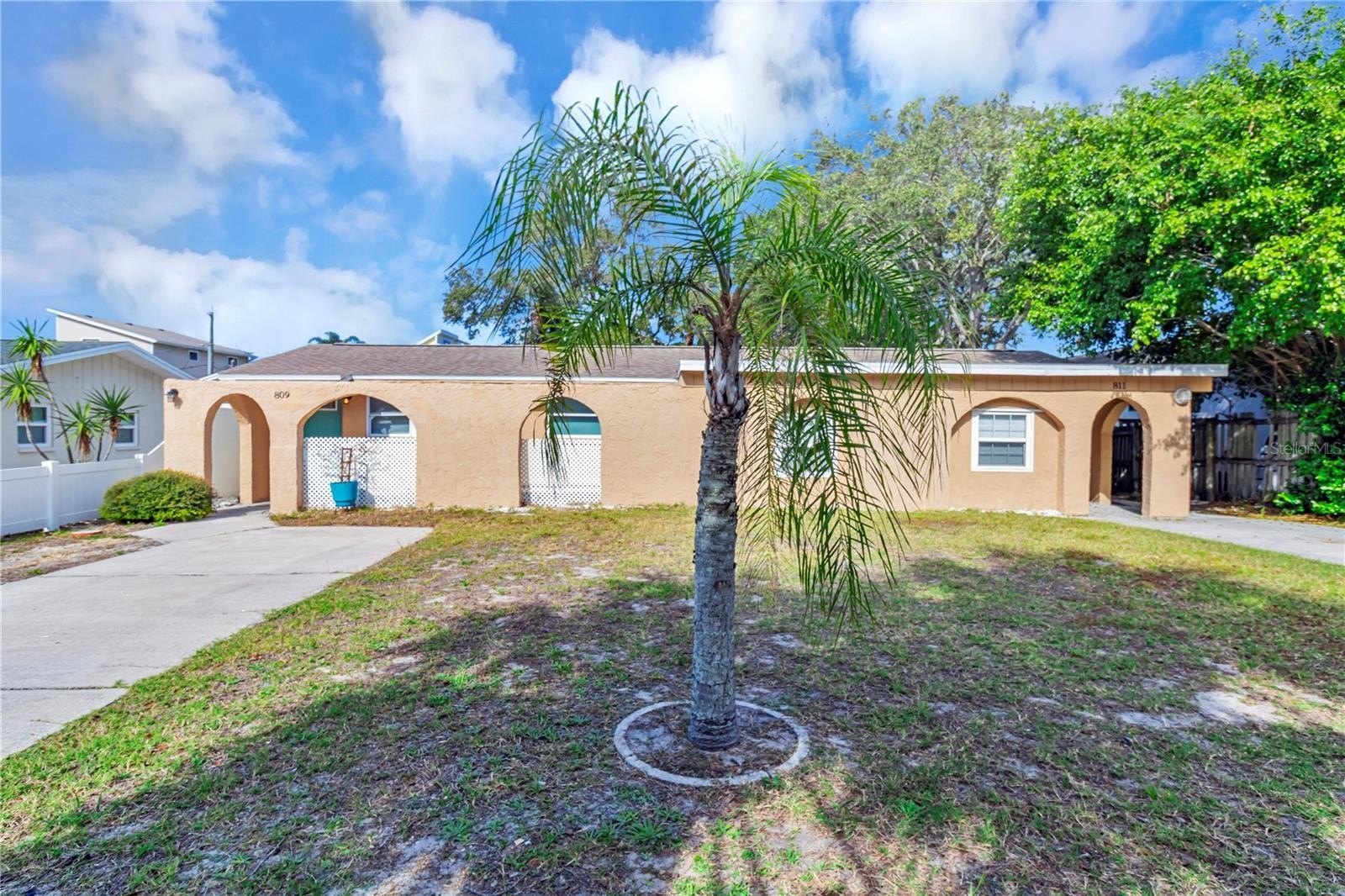 809 Illinois Ave – photo 1