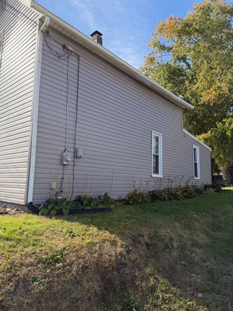 20 23rd St NW – photo 3