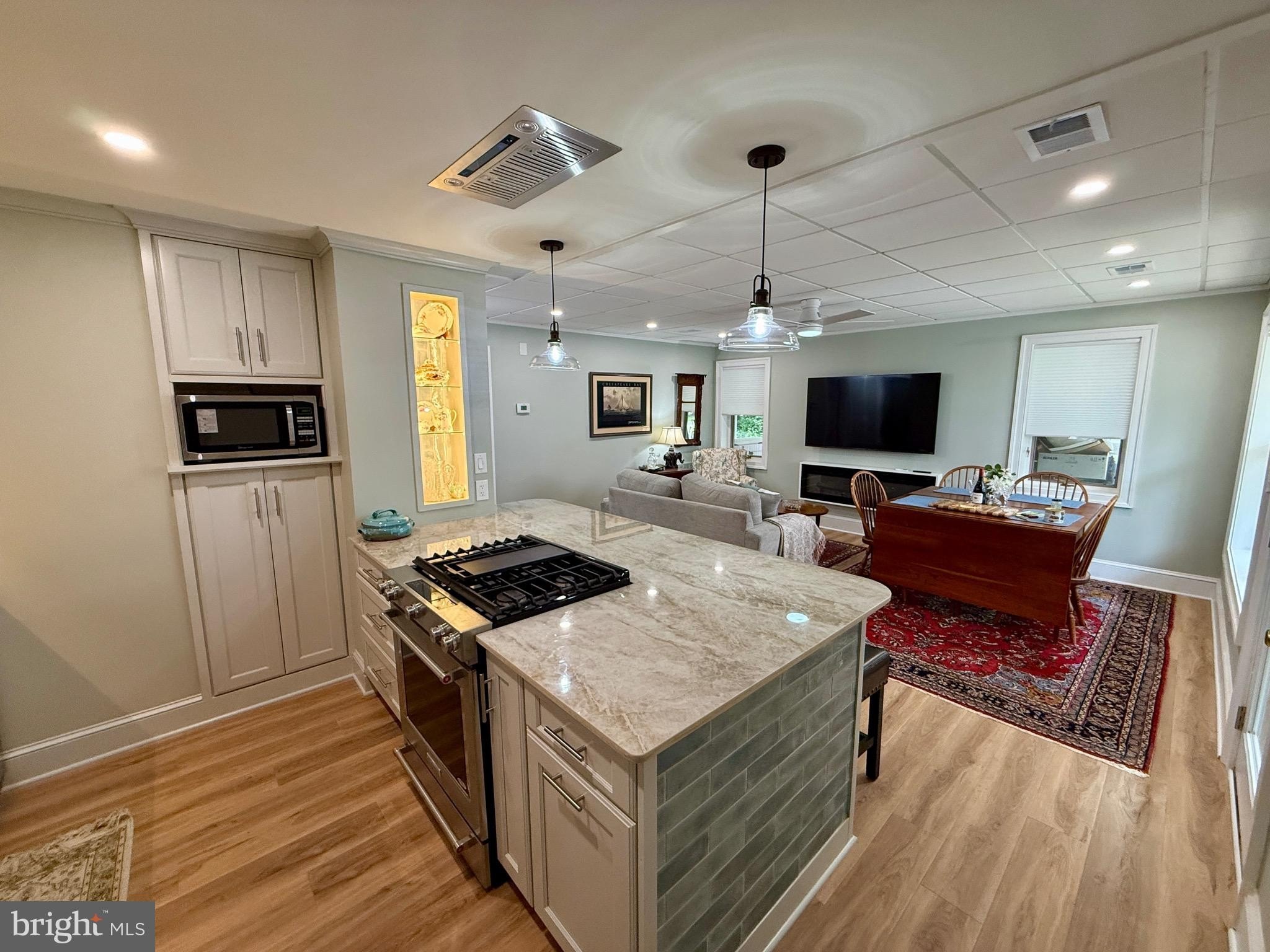110 Annapolis St #B – photo 2