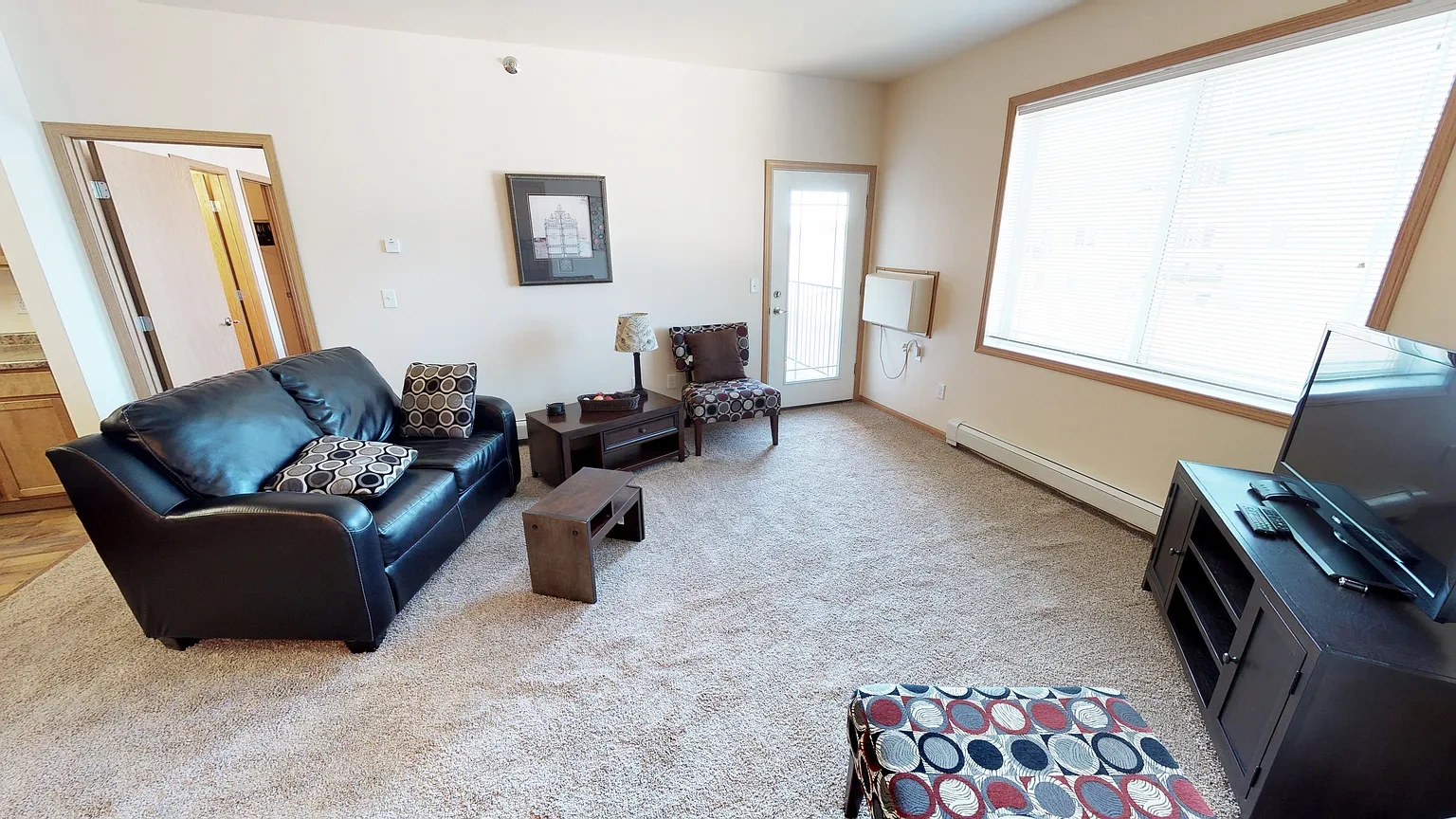 Amber Pointe Apartments – photo 4